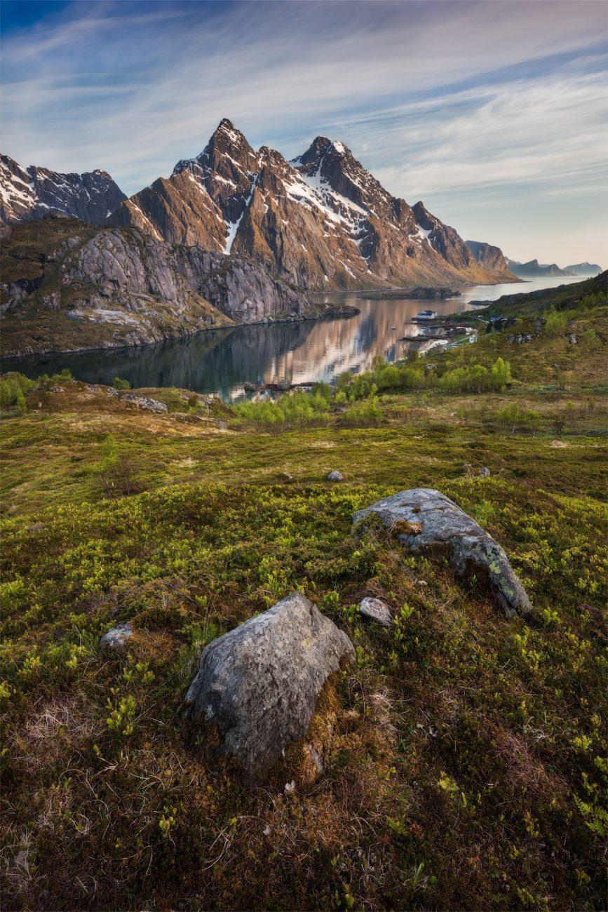 Скалистые горы и озера Лофотены, Норвегия