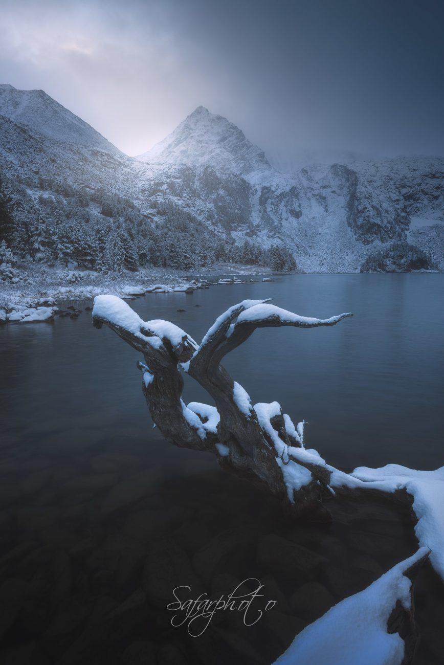 Озеро Крепкое как рога горного козла, Алтай