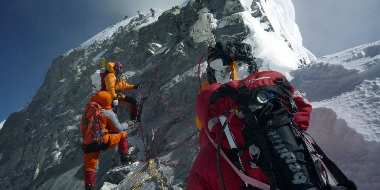 Смерть в горах: Смерть на Эвересте, 1997. Документальный