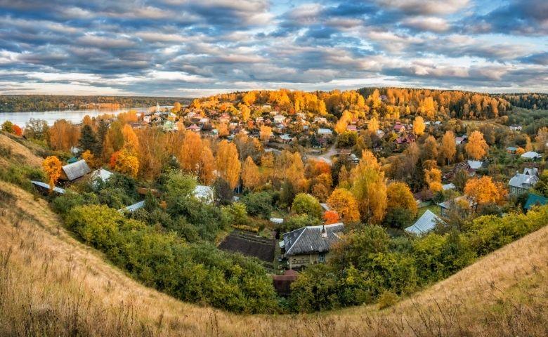 поехать в город Плес