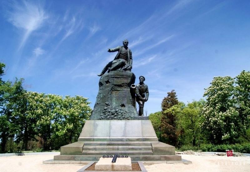 Памятные места Крыма