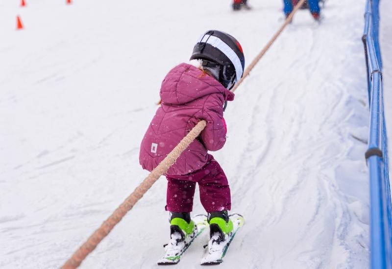 обучение лыжному катанию