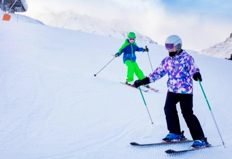 курсы по катанию на горных лыжах для детей