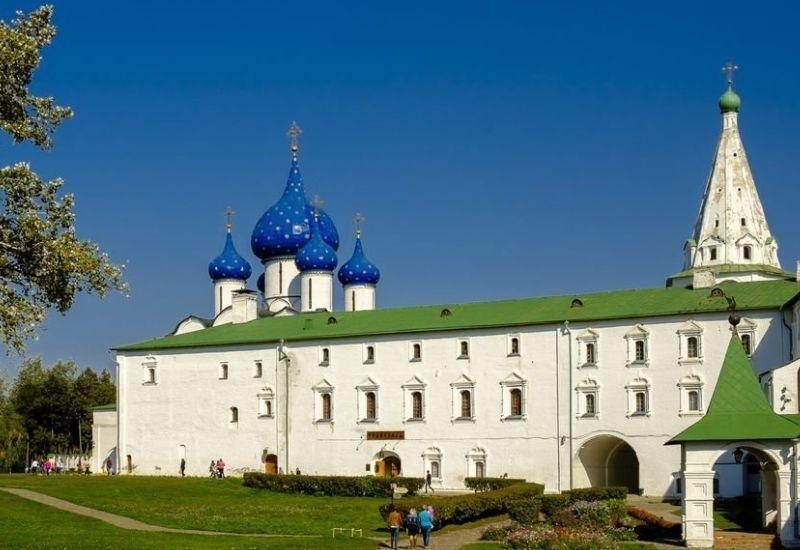 Архитектурный комплекс Архиерейские палаты.