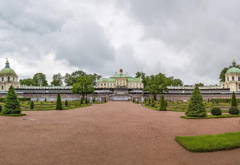ломоносовский дворец