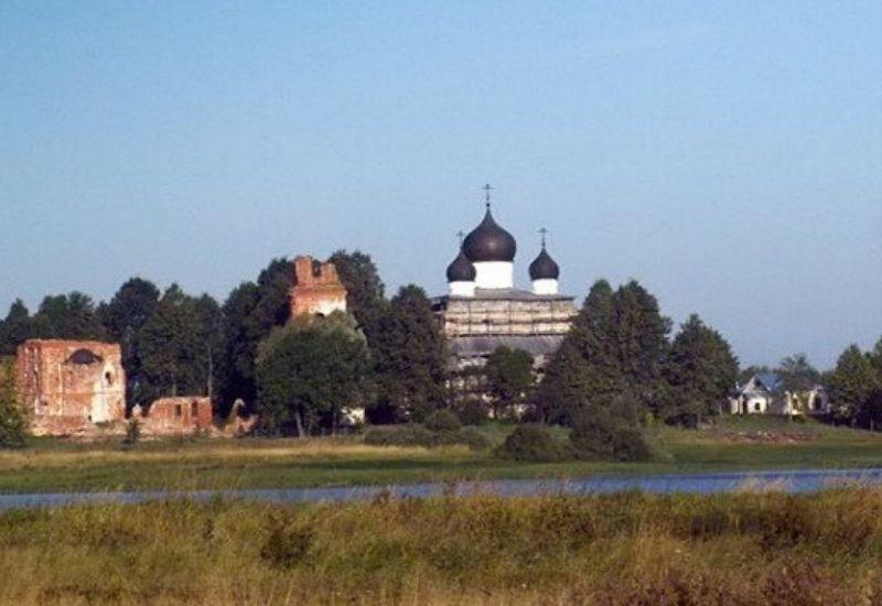 Клопский Свято-Троицкий мужской монастырь