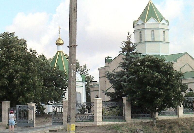 Церковь Троицы Живоначальной в станице Должанской
