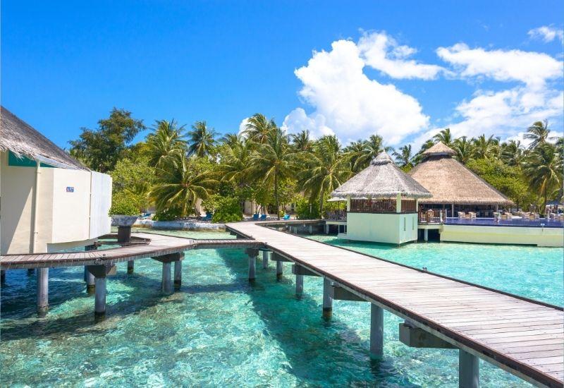 где можно купаться в мае - на Мальдивах