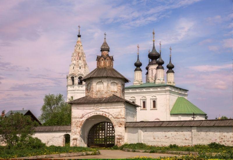 Суздаль Александровский монастырь.
