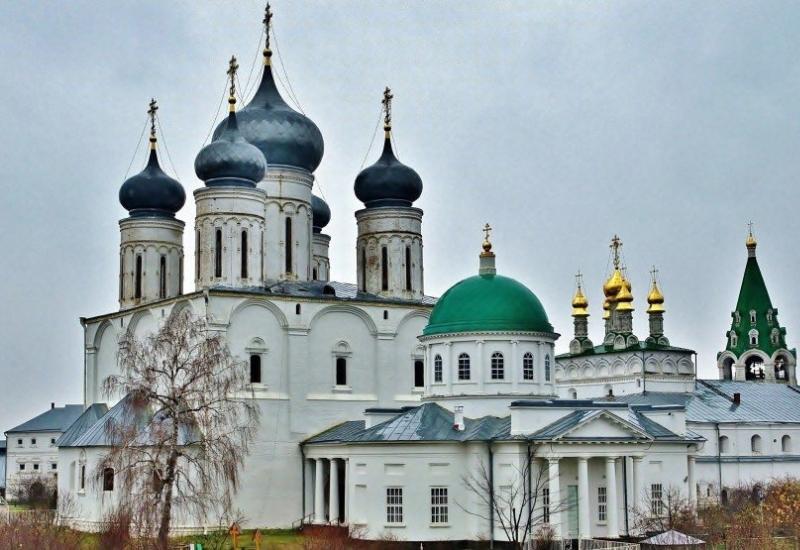 Троицкий собор в Желтоводском Макариевом женском монастыре