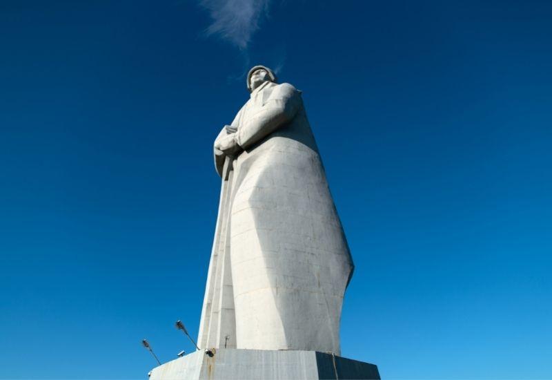 Памятник Защитникам Заполярья в Мурманске