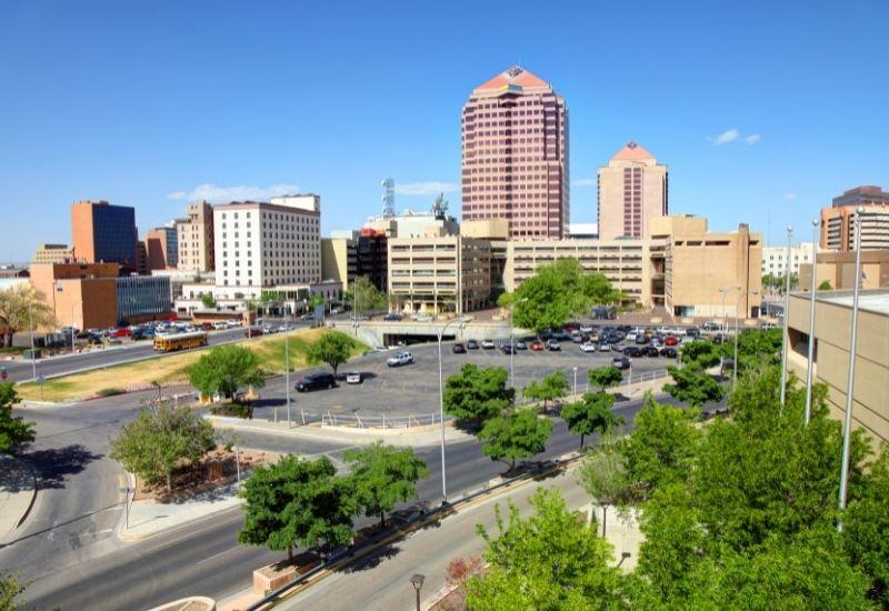 Альбукерке крупный город в Нью-Мексико
