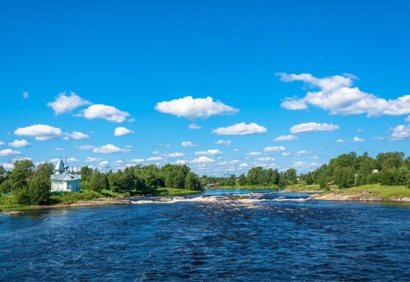 Река Нижний Выг в Беломорске