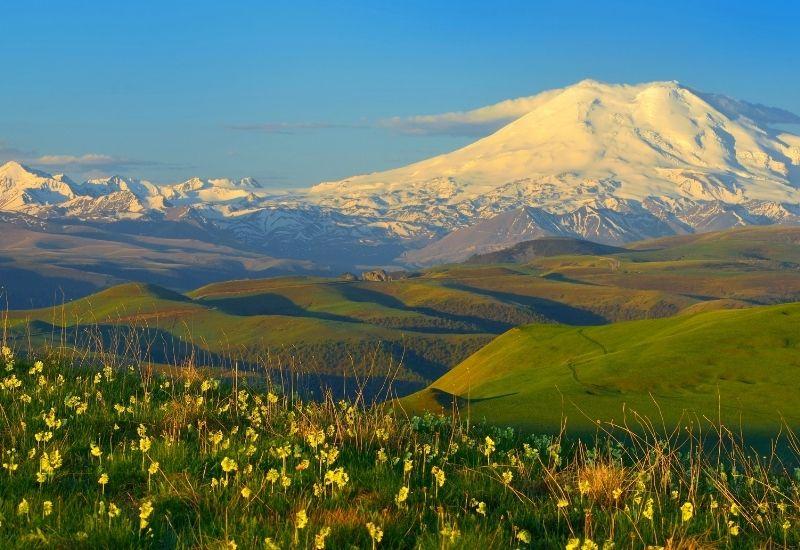 Эльбрус гора на Кавказе