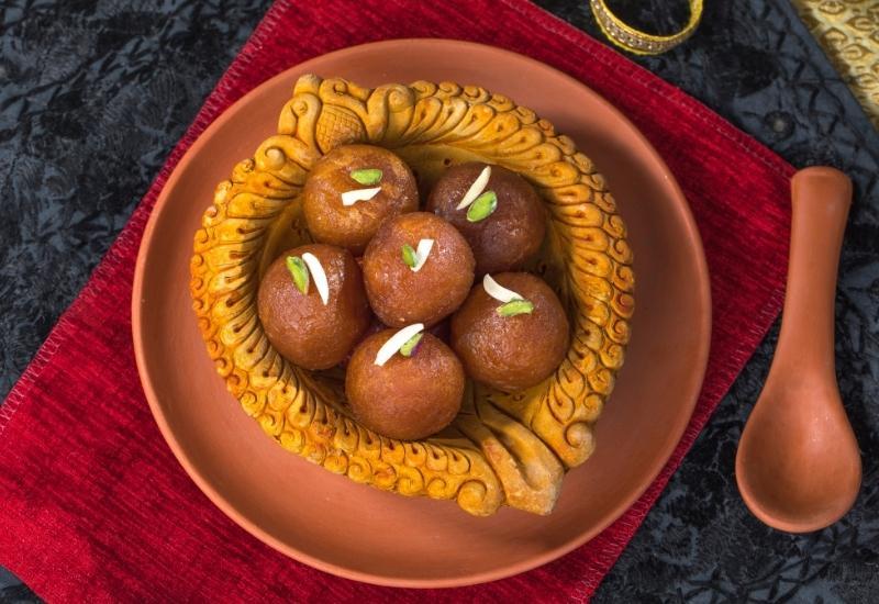 Индийский десерт Гулаб Джамун