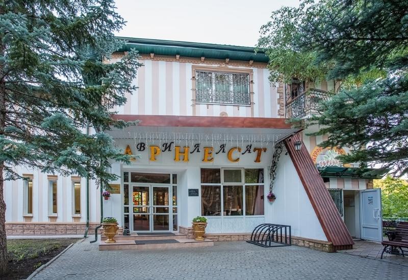 Санаторий Вилла Арнест 