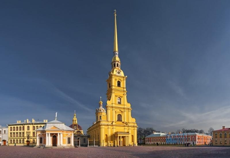 Колокольня Петропавловский собор Санкт-Петербург 