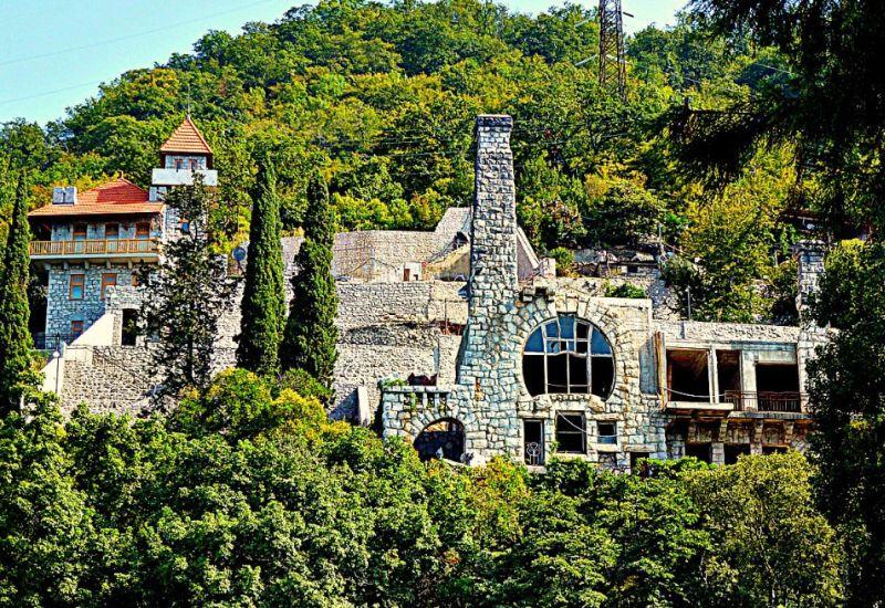 Абхазия замок принца Ольденбургского