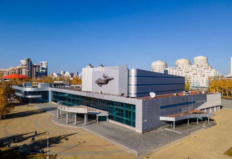Зал кино Космос Екатеринбург
