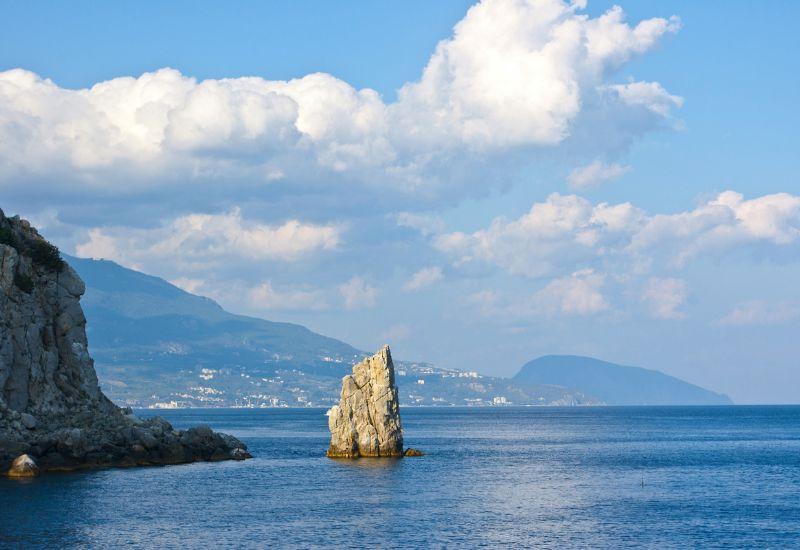 Черное море скала Парус Геленджик