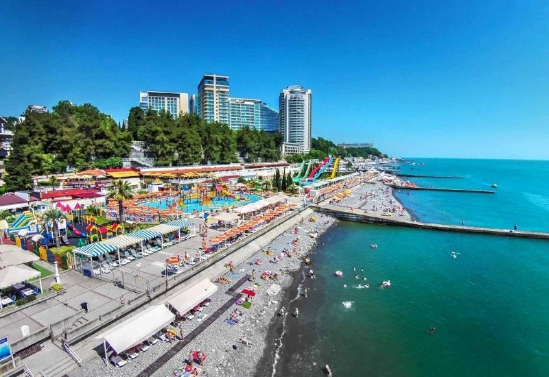 Краснодарский край пляж Маяк в Сочи