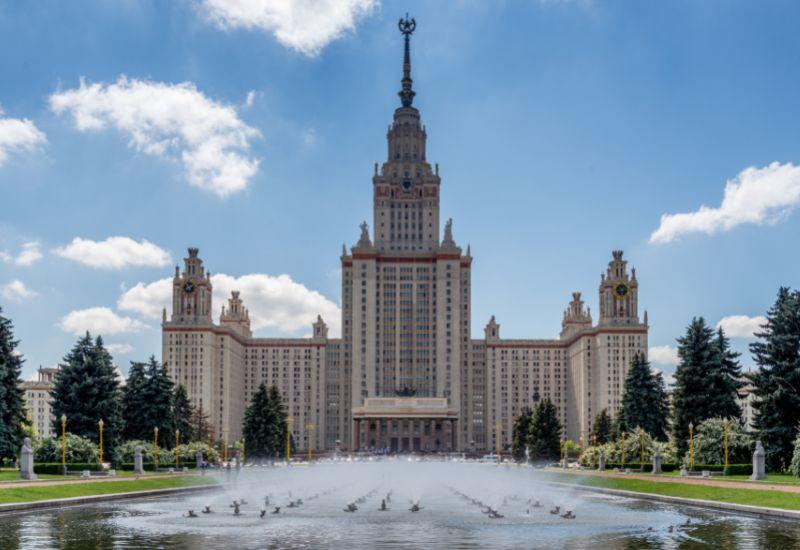 Воробьевы горы МГУ