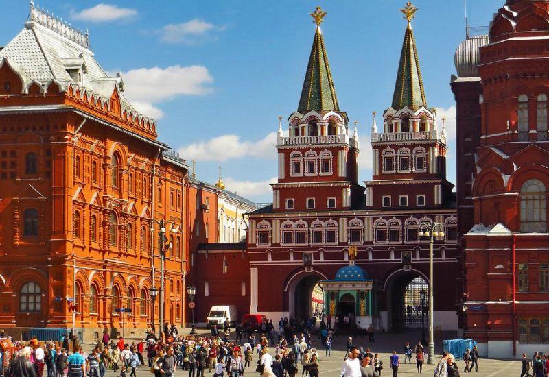 Воскресенские ворота Кремль Москва что посмотреть