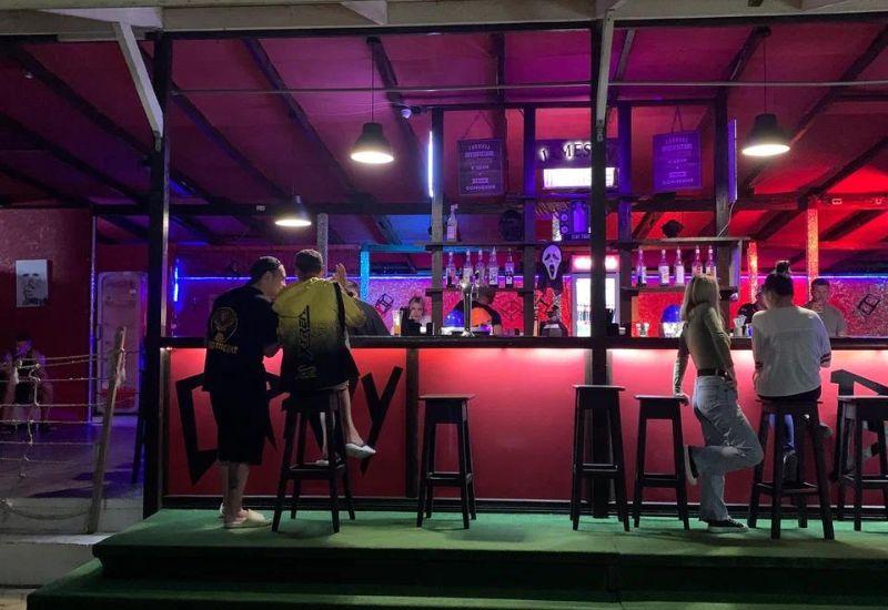 Crazy Bar ночной клуб