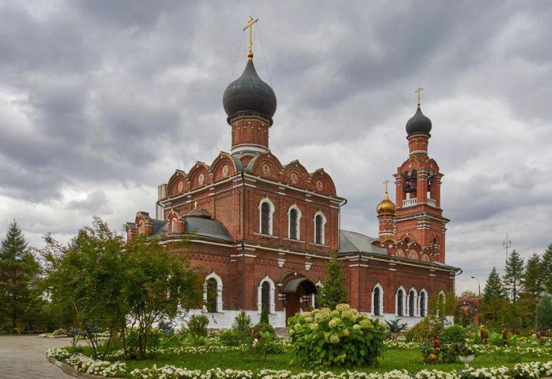 Церковь Преображения Господня в Тушино
