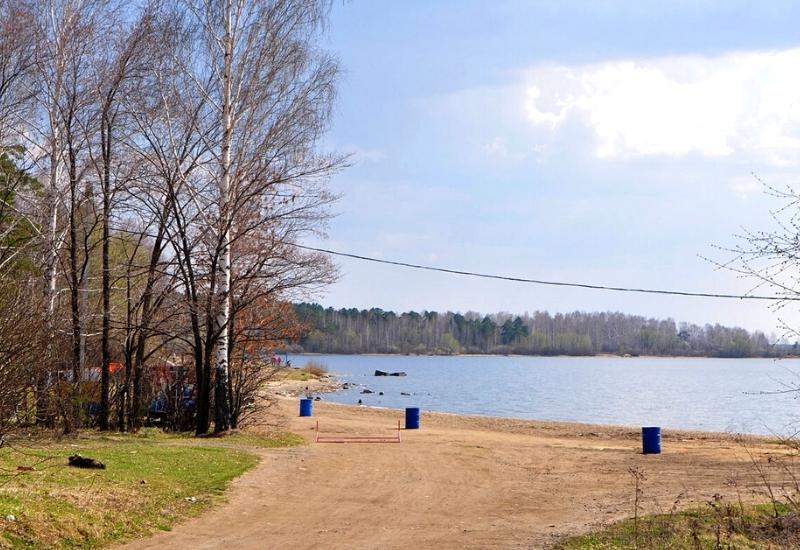 Городской песчаный пляж на Шершнях, Челябинск