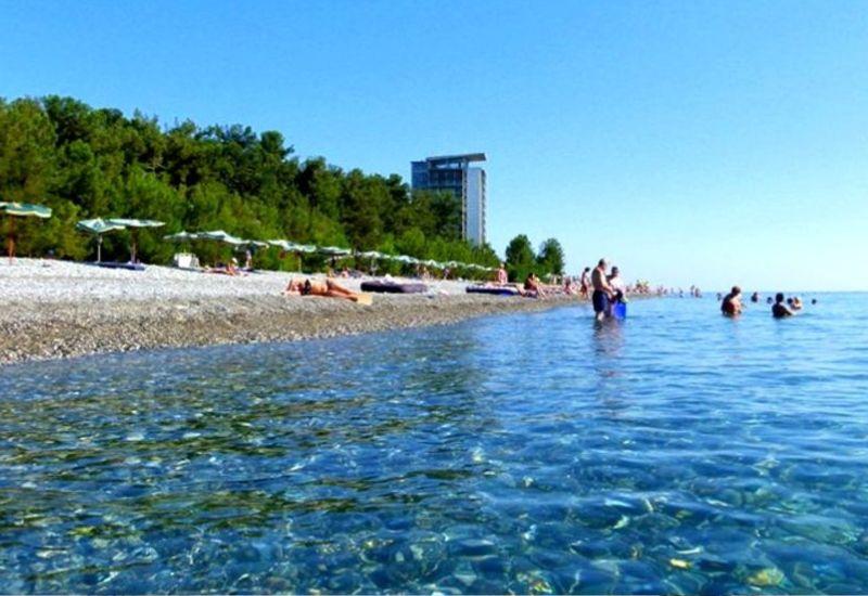 Молочный пляж Абхазия