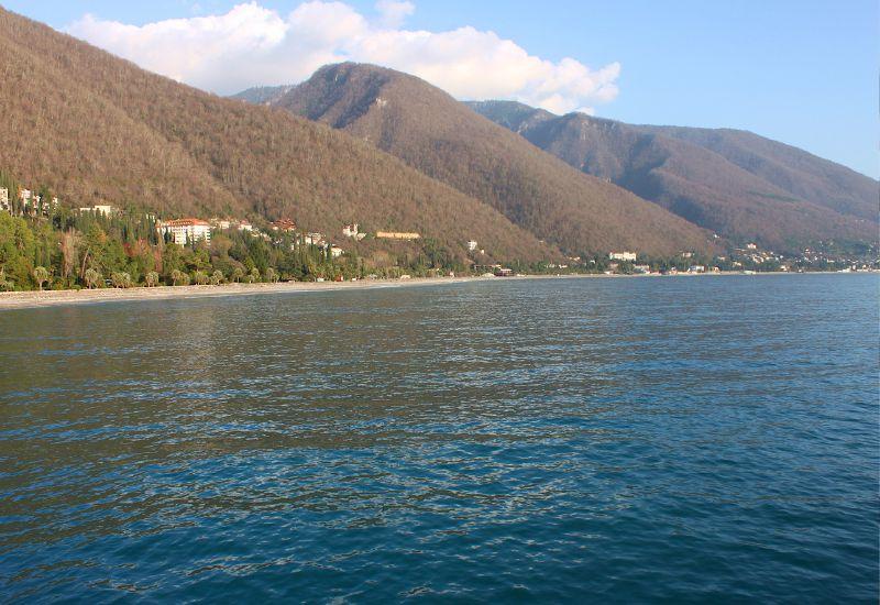 Гагры берег Черного моря
