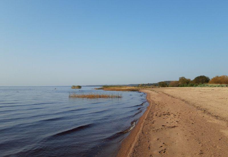 Пляжная зона поселок Молодежное