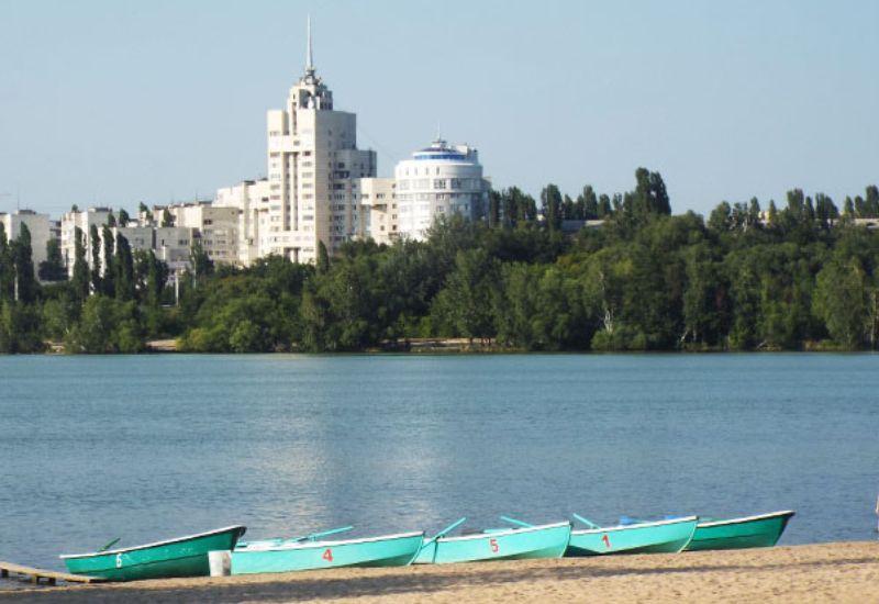 Парк Алые паруса пляж