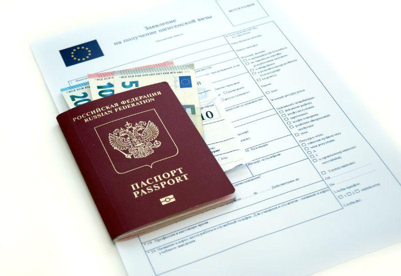 Подача заявки на получение Шенгенской визы