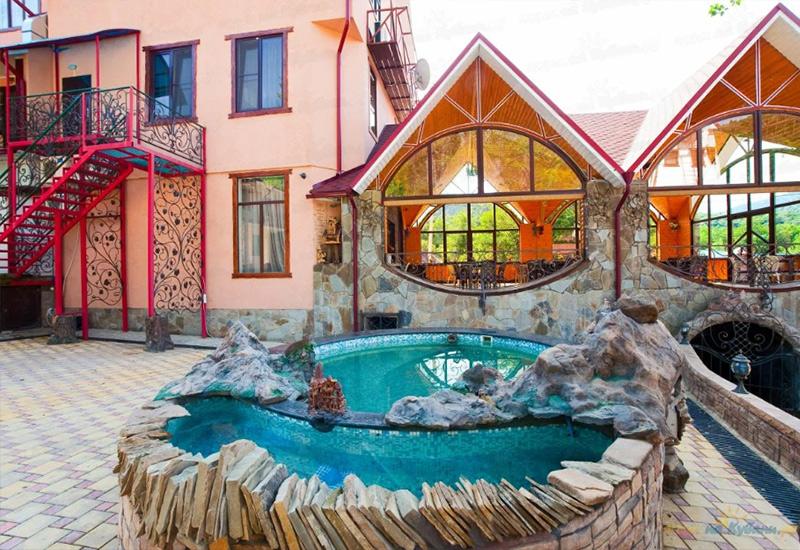 Гостиница Абаго с термальным бассейном Адыгея