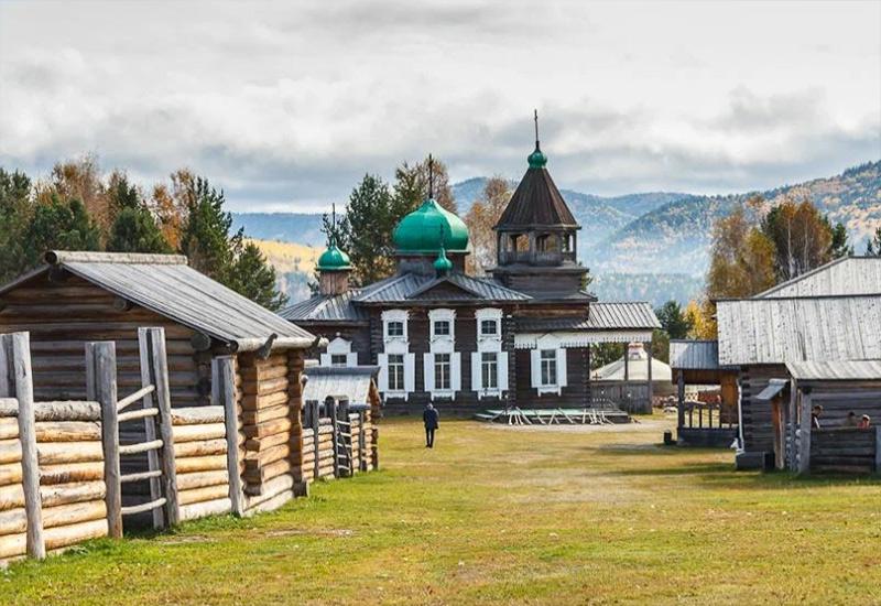 Этнографический комплекс Тальцы озеро Байкал 