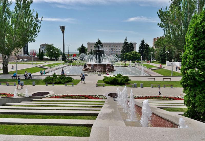 Фонтаны на Театральной площади Ростов-на-Дону день города