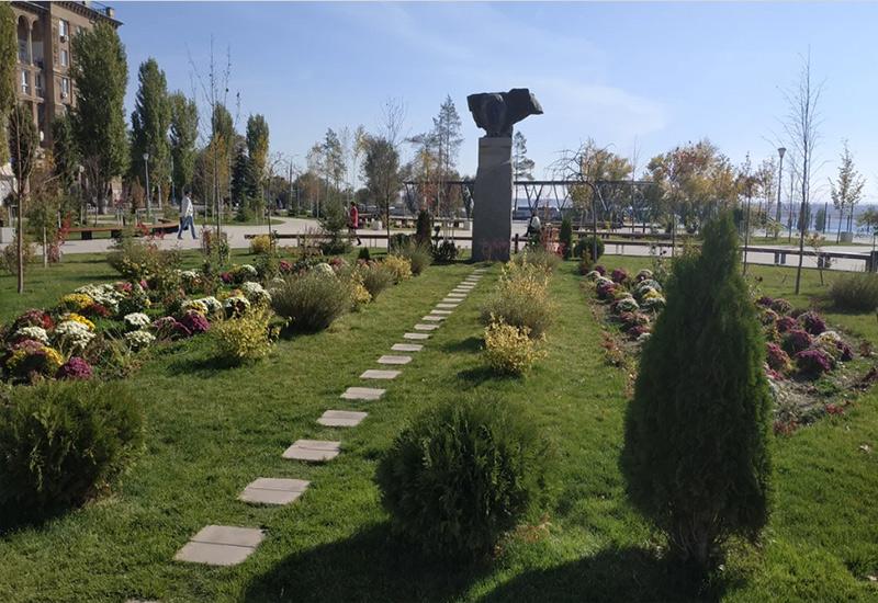 Сквер Пушкина Волгоград день города