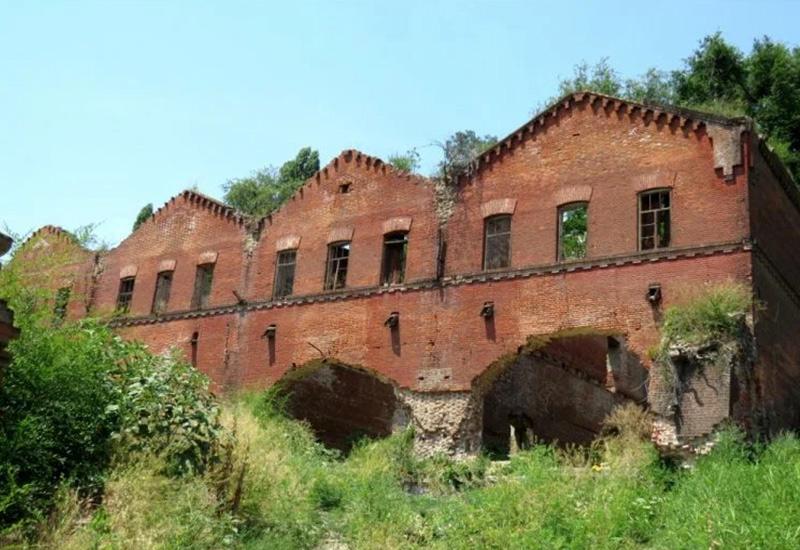 Парамоновские склады