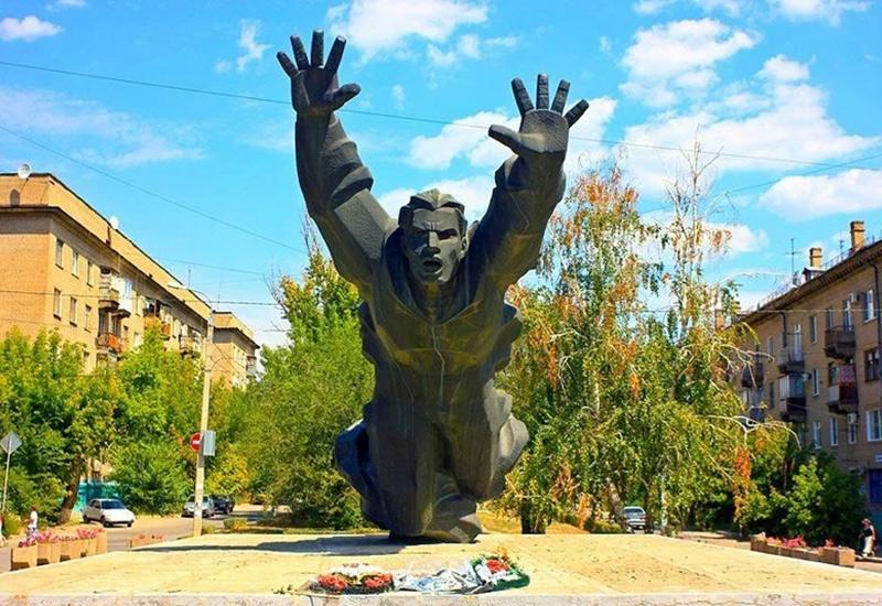 Памятник Паникахе Волгоград