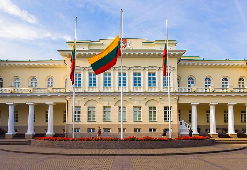 Президентский дворец в Вильнюсе Литва страна закрывшая въезд