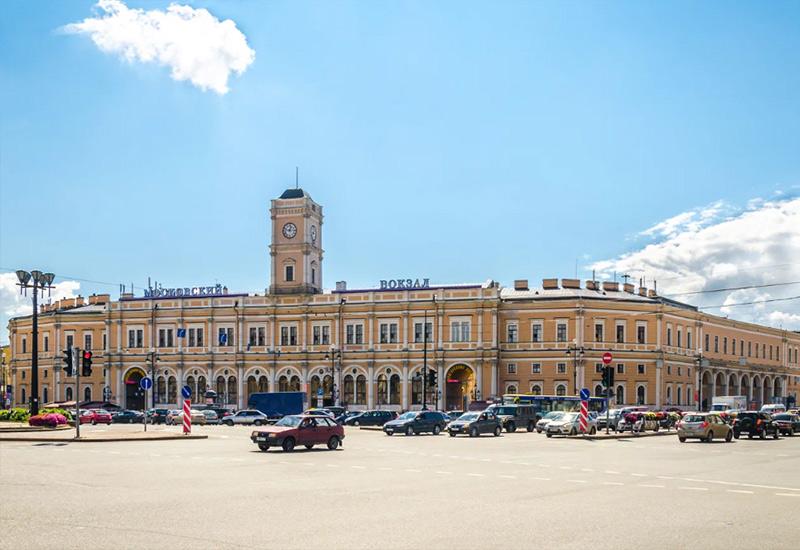 Московский ЖД вокзал СПб