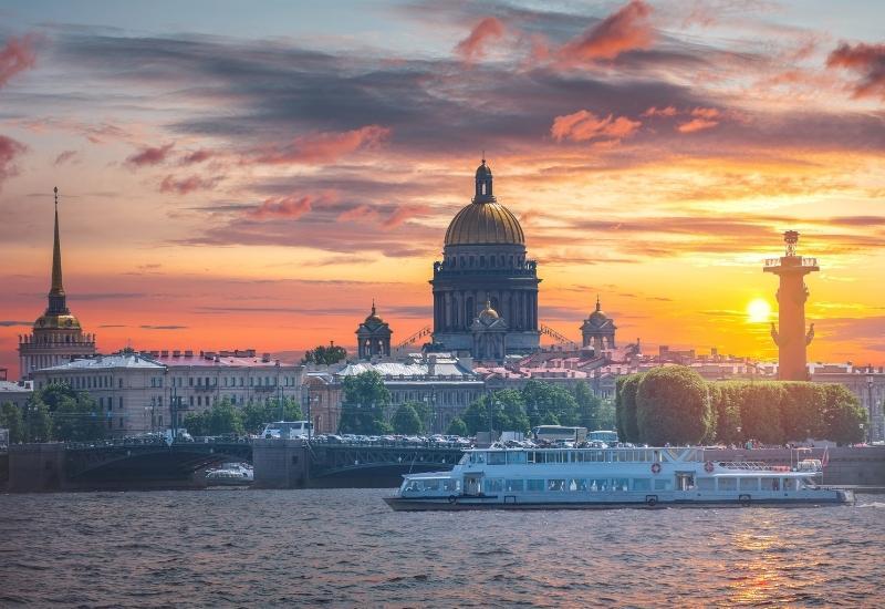 Санкт-Петербург куда поехать ноябрь