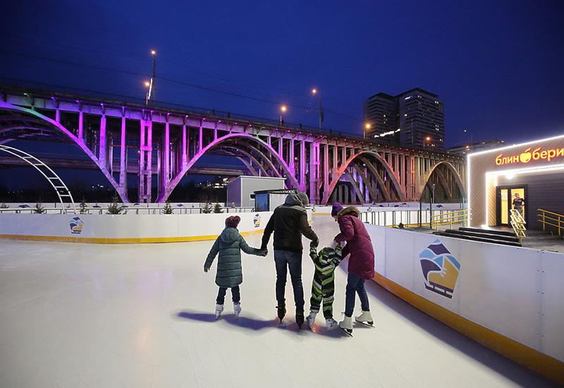 Каток в пойме реки Царица Новый год Волгоград