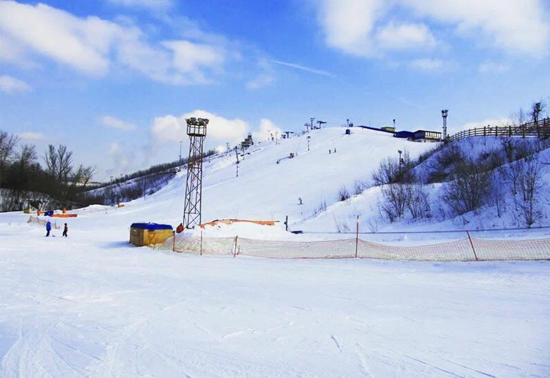 Горнолыжный курорт Кант в Москве