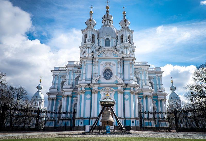 Воскресенский Смольный собор