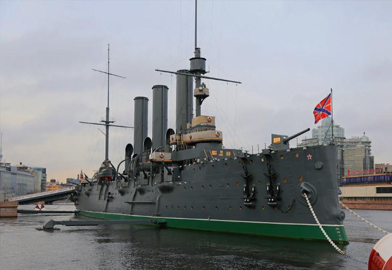 Крейсер Аврора СПб 23 февраля в России куда поехать