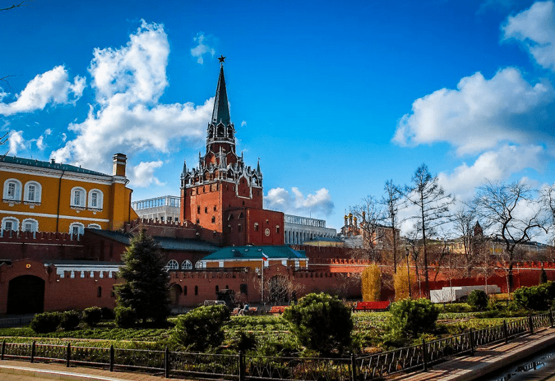 отдых в апреле в москве